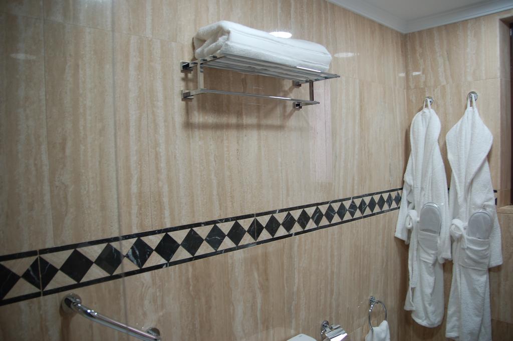 Luxury Ultra * Sevilla